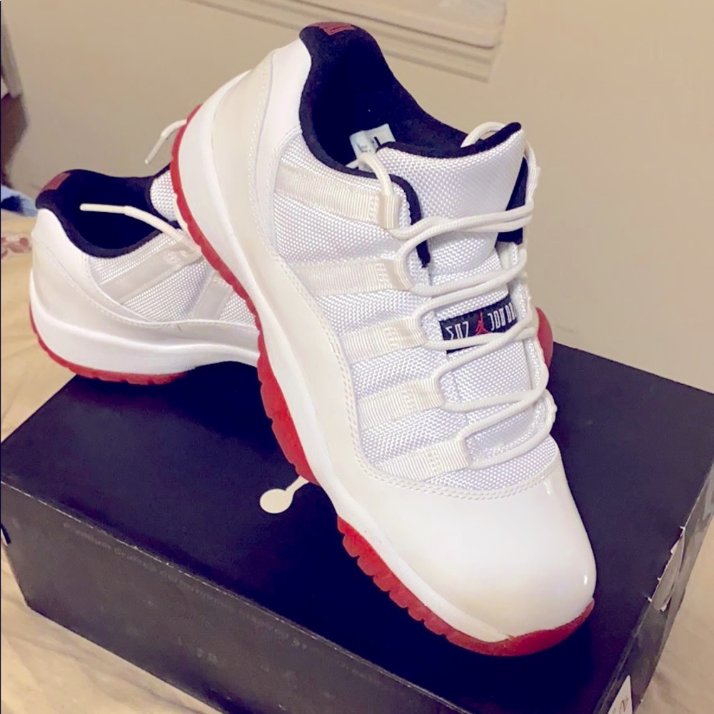 Youth Air Jordan 11 RETRO LOW